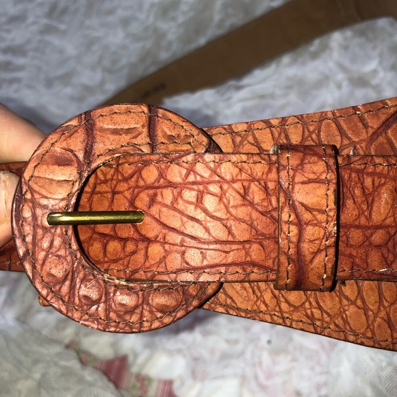 Brown  bonded leather size medCrocodile Pattern Women's Belt- 36” by 1 1/4” - Picture 2 of 7